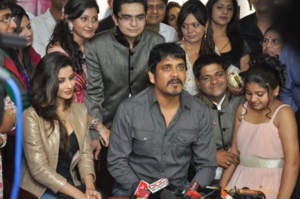 Nagarjuna and Madhurima Launch Home Mart