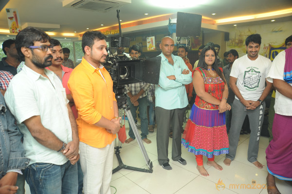 Paanipoori Movie Opening Stills