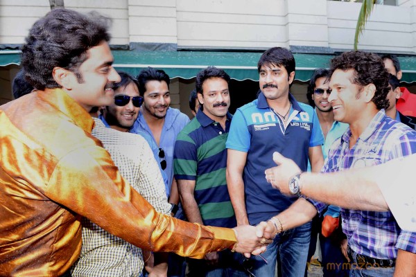 Telugu Warriors Team Meet Sachin Tendulkar & Laxman  