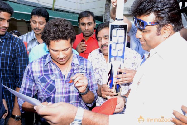 Telugu Warriors Team Meet Sachin Tendulkar & Laxman  