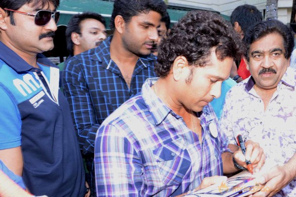 Telugu Warriors Team Meet Sachin Tendulkar & Laxman  