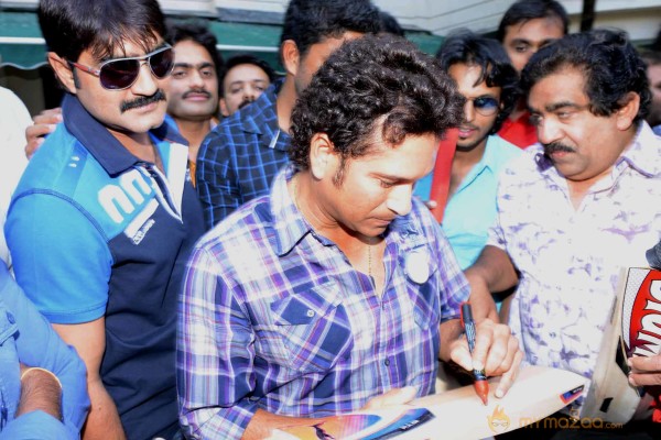 Telugu Warriors Team Meet Sachin Tendulkar & Laxman  