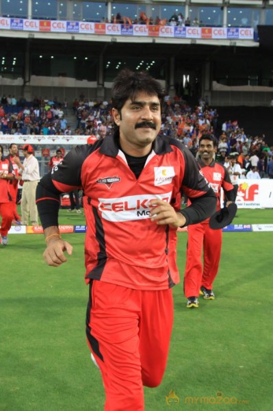 Telugu Warriors Vs Bhojpuri Dabanggs CCL 3 Match Gallery 