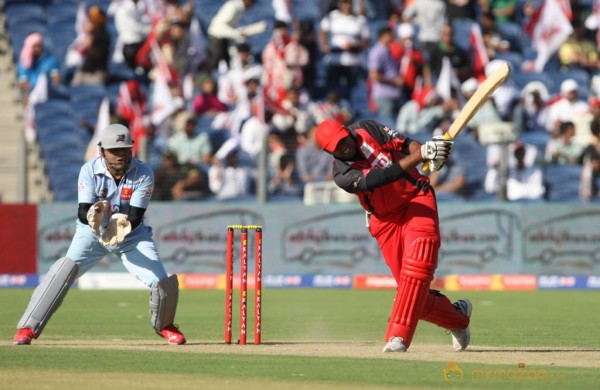 Telugu Warriors Vs Bhojpuri Dabanggs CCL 3 Match Gallery 