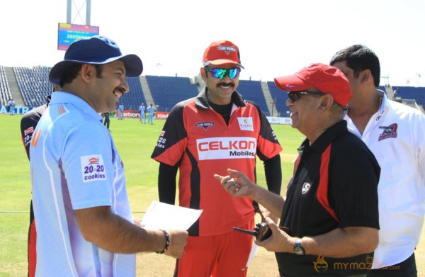 Telugu Warriors Vs Bhojpuri Dabanggs CCL 3 Match Gallery 