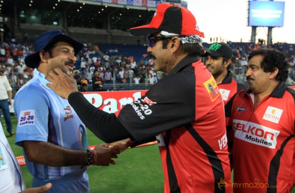 Telugu Warriors Vs Bhojpuri Dabanggs CCL 3 Match Gallery 