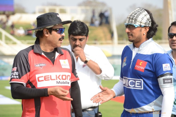 Telugu Warriors Vs Karnataka Bulldozers CCL 3 Match Gallery 