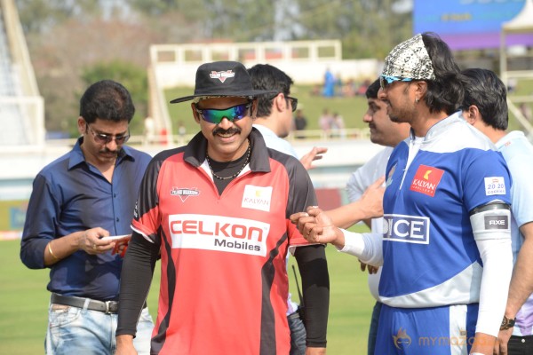 Telugu Warriors Vs Karnataka Bulldozers CCL 3 Match Gallery 