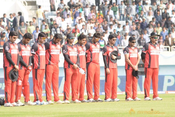 Telugu Warriors Vs Karnataka Bulldozers CCL 3 Match Gallery 