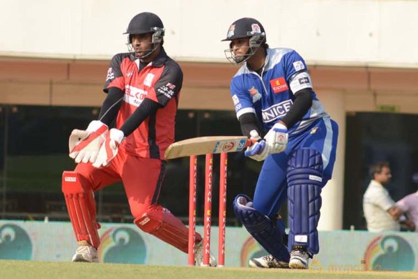 Telugu Warriors Vs Karnataka Bulldozers CCL 3 Match Gallery 