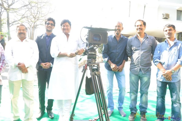 Thondi Movie Launch Gallery 