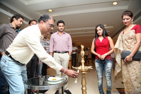 Uday Kiran & Madhavi Latha At Muse Art Gallery 