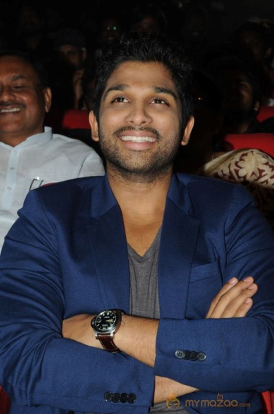 Yevadu Audio Launch Photos Set 5