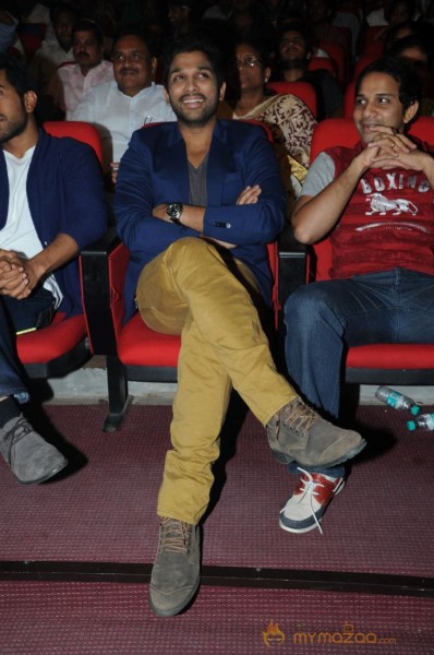 Yevadu Audio Launch Photos Set 5