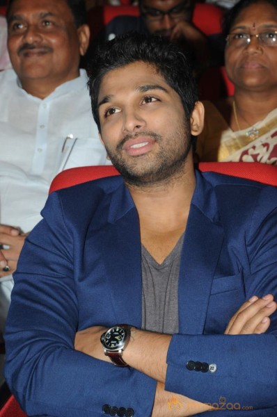 Yevadu Audio Launch Photos Set 5