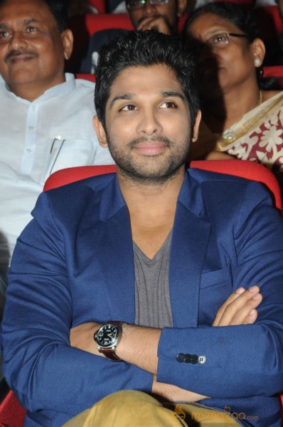 Yevadu Audio Launch Photos Set 5