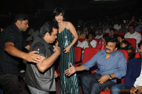 Yevadu Audio Launch Photos Set 5