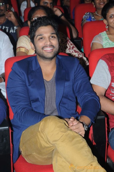 Yevadu Audio Launch Photos Set 5