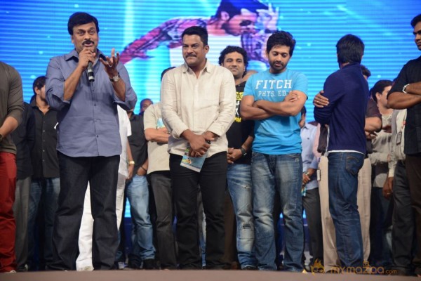 Yevadu Audio Launch Photos Set6