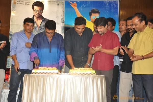 Yevadu Release Date Pressmeet Photos