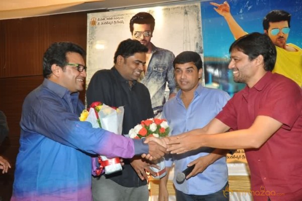 Yevadu Release Date Pressmeet Photos