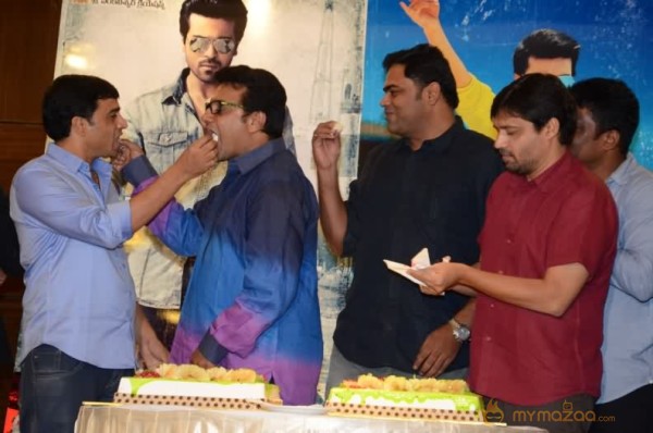 Yevadu Release Date Pressmeet Photos