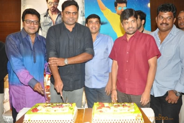 Yevadu Release Date Pressmeet Photos