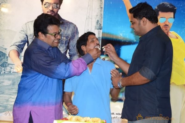 Yevadu Release Date Pressmeet Photos