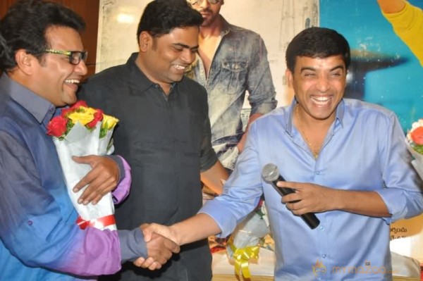 Yevadu Release Date Pressmeet Photos