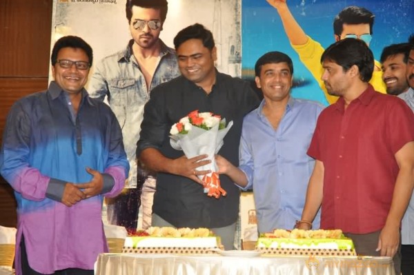 Yevadu Release Date Pressmeet Photos