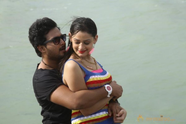 Band Baaja Movie Latest Stills 