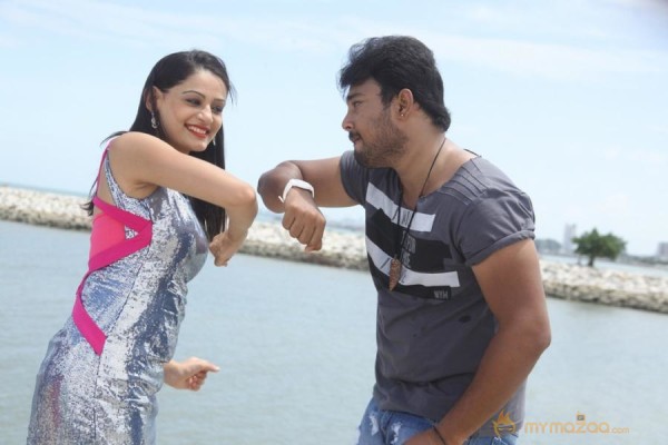 Band Baaja Movie Latest Stills 