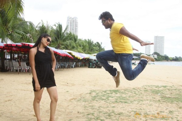 Band Baaja Movie Latest Stills 