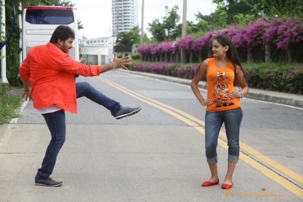 Band Baaja Movie Latest Stills 