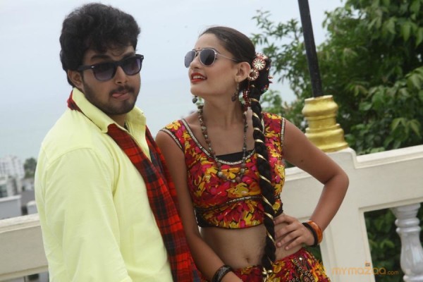 Band Baaja Movie Latest Stills 