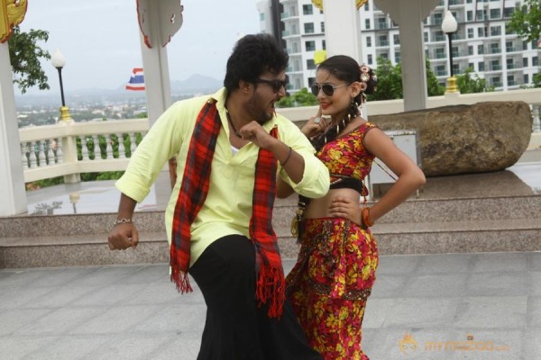 Band Baaja Movie Latest Stills 