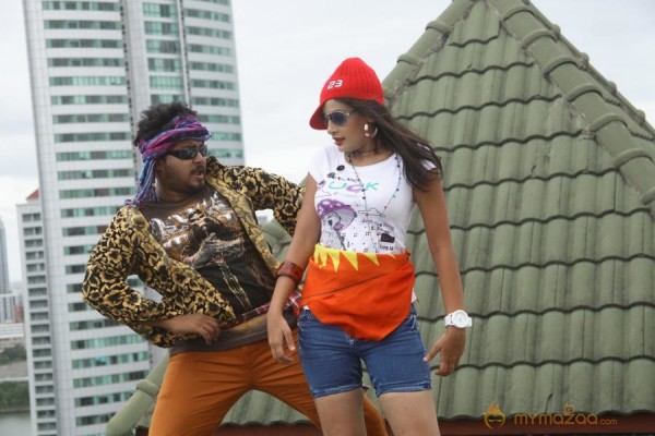 Band Baaja Movie Latest Stills 