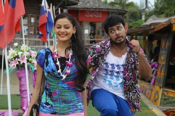 Band Baaja Movie Latest Stills 