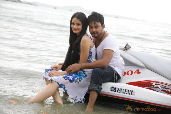 Band Baaja Movie Latest Stills 