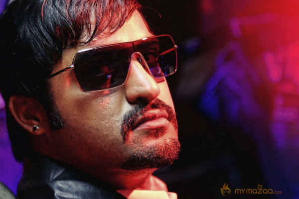 Jr.NTR Baadshah Latest Movie Stills  — photo 6
