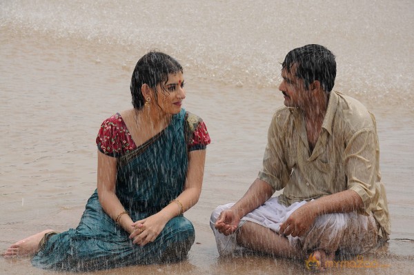 Kamalatho Naa Prayanam Movie Latest Stills 