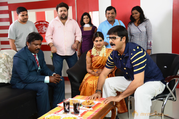 Malli Gadu Marriage Bureau Movie Stills 