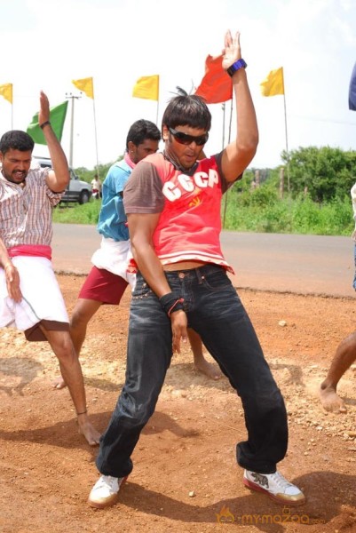 Manchu Manoj New Film-'Bindas' 