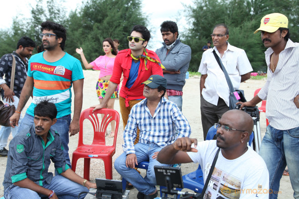 Masala Movie Working Stills 