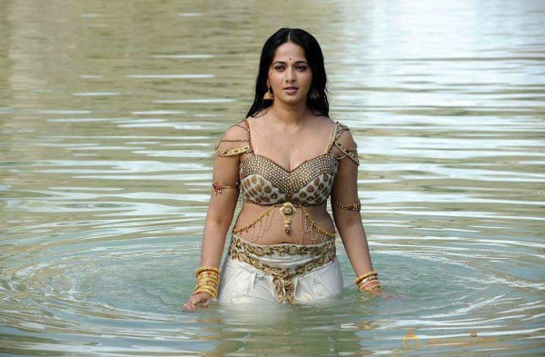  Rudhramadevi 