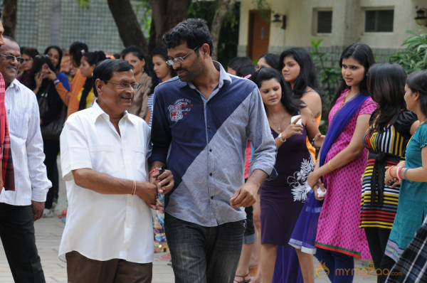 Saradaga Ammaitho Movie Working Stills 