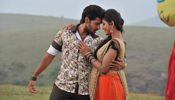 Telugu Movie Right Right latest stills