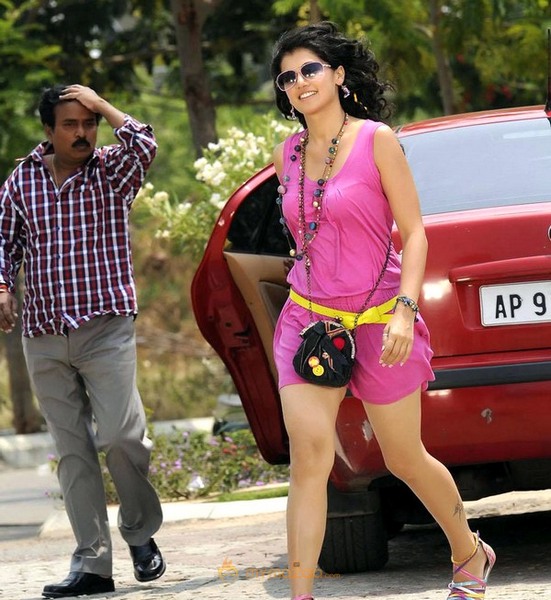 Veera Telugu Movie Latest Stills