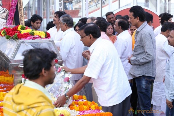 Celebrities pay homage to ANR Photos - 1 