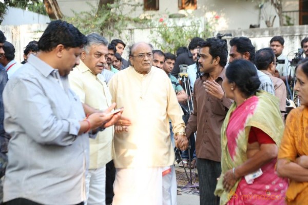 Celebrities pay homage to ANR Photos - 1 